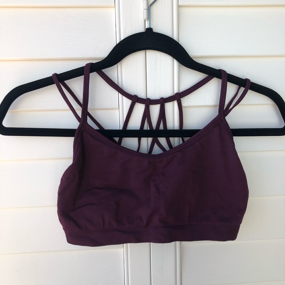 Fabletics sports bra